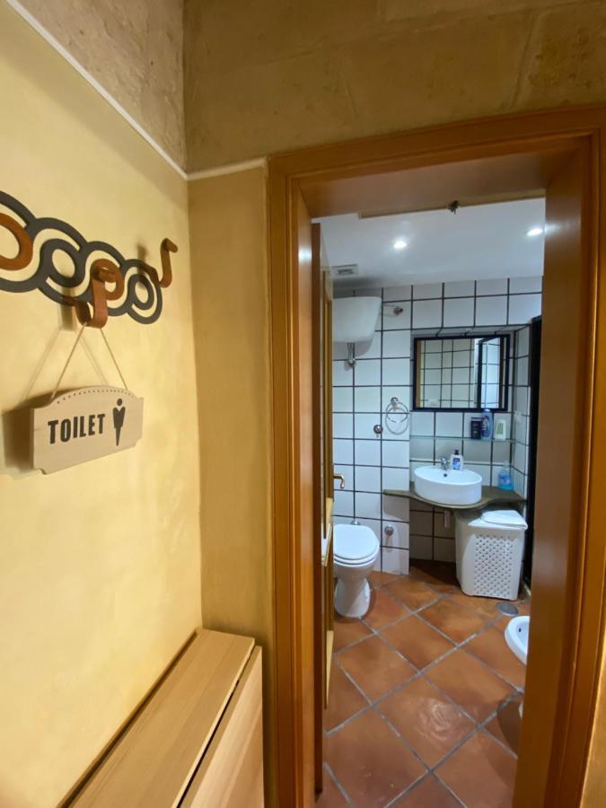 Dimora In Centro Bed & Breakfast ตรานิ ภายนอก รูปภาพ
